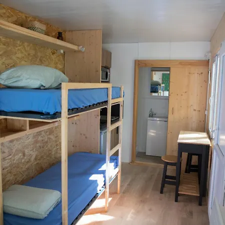 Camping La Permaculturelle - Domaine Des Ramières *
