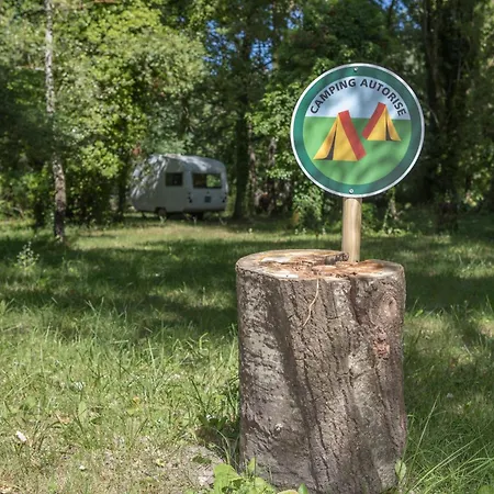La Permaculturelle - Domaine Des Ramières Camping *