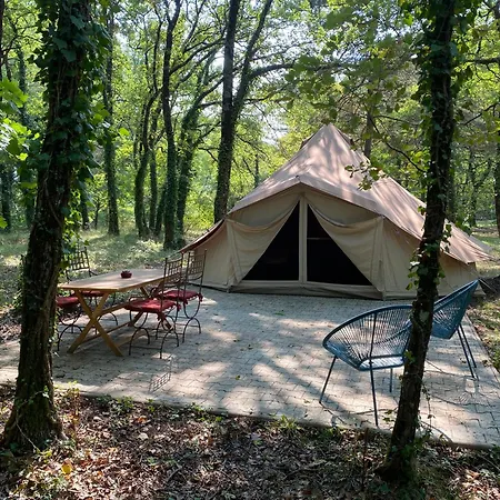 La Permaculturelle - Domaine Des Ramières Camping Le Poët-Laval